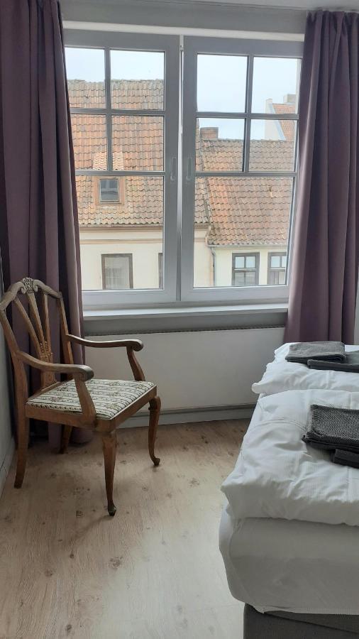 Likedeeler Am Stadthafen Lubeck Luaran gambar