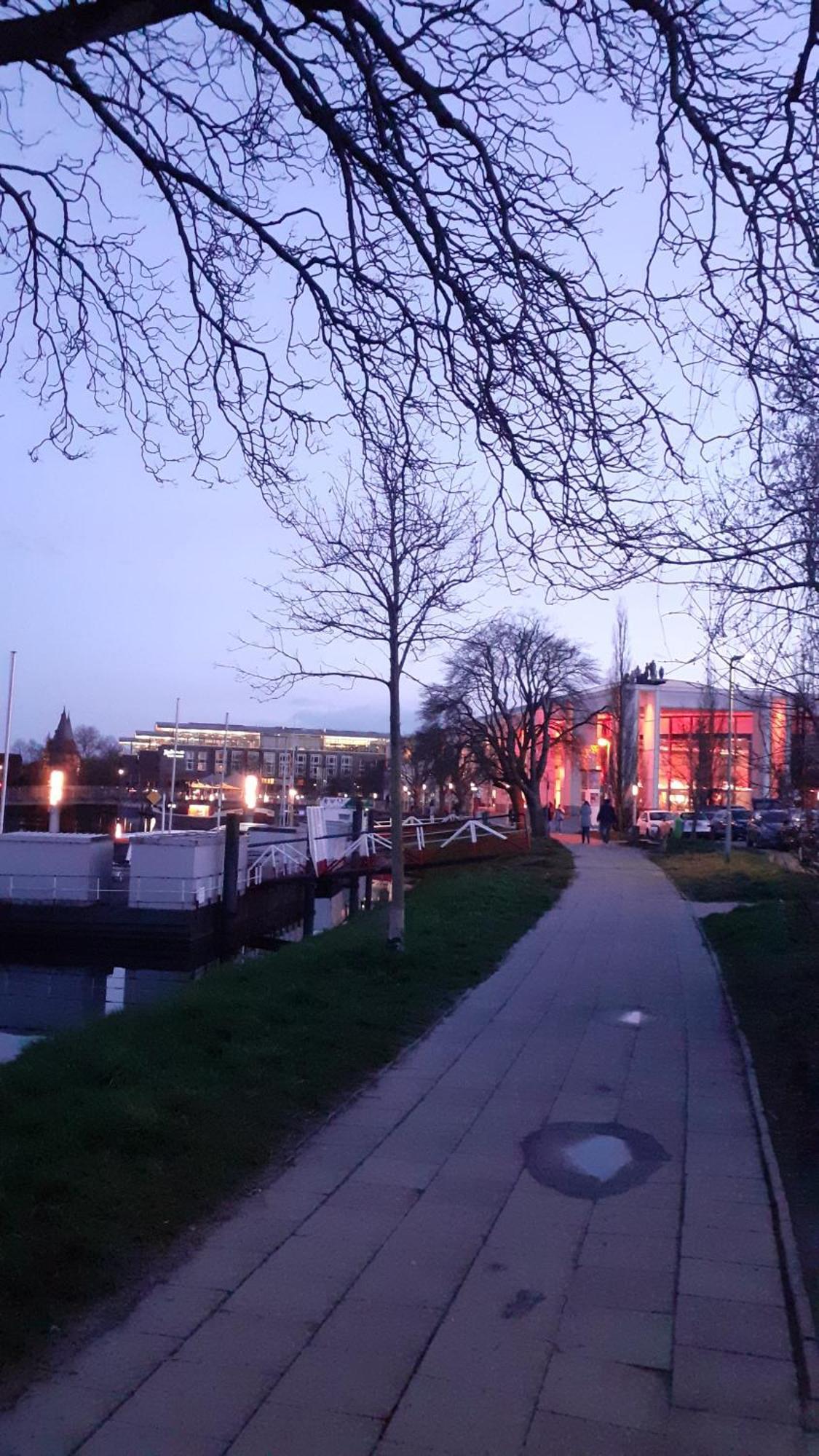 Likedeeler Am Stadthafen Lubeck Luaran gambar