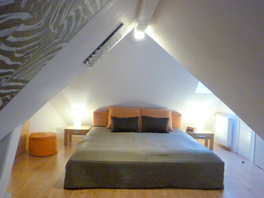 Likedeeler Am Stadthafen Lubeck Bilik gambar
